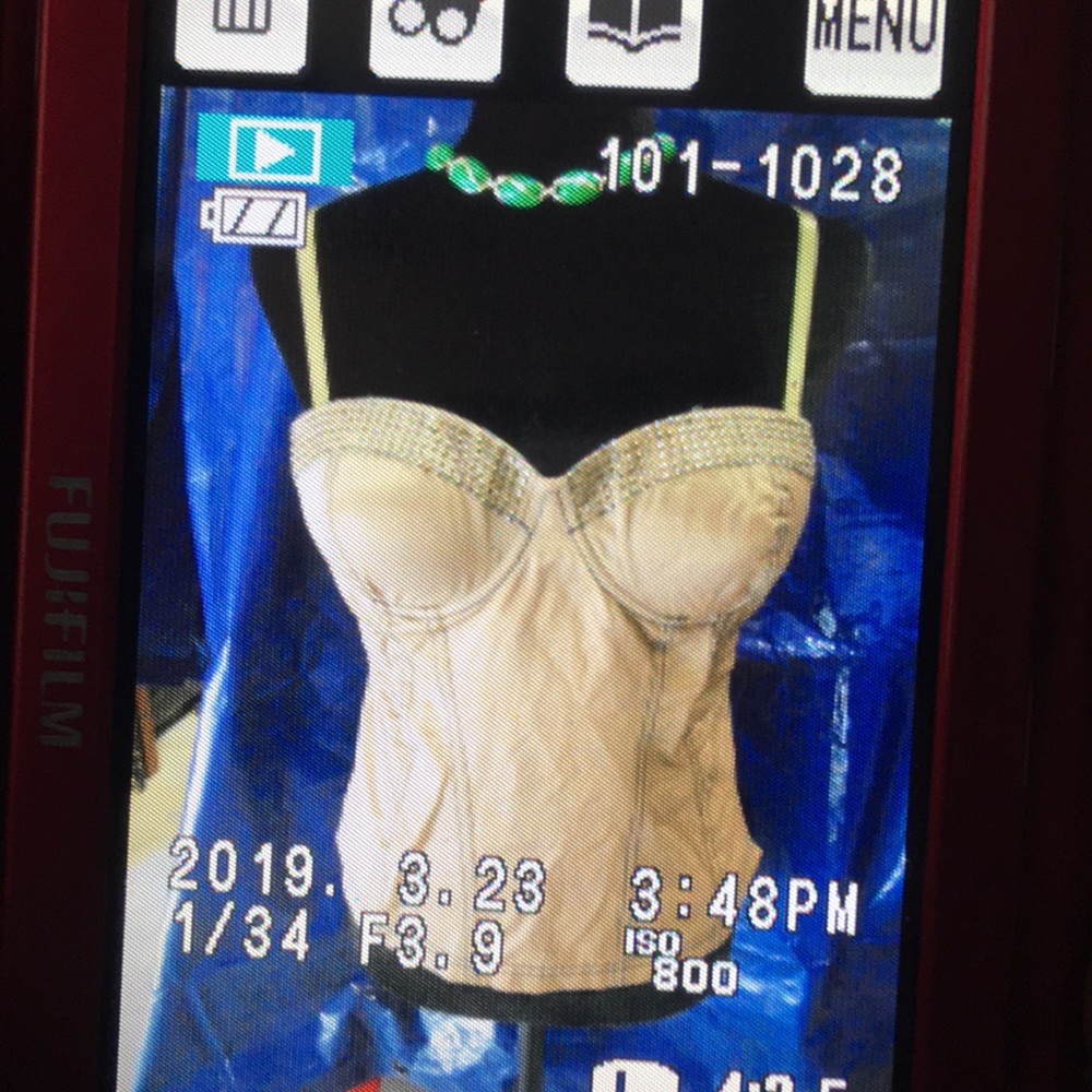 Costa Blanca size L With side zip
